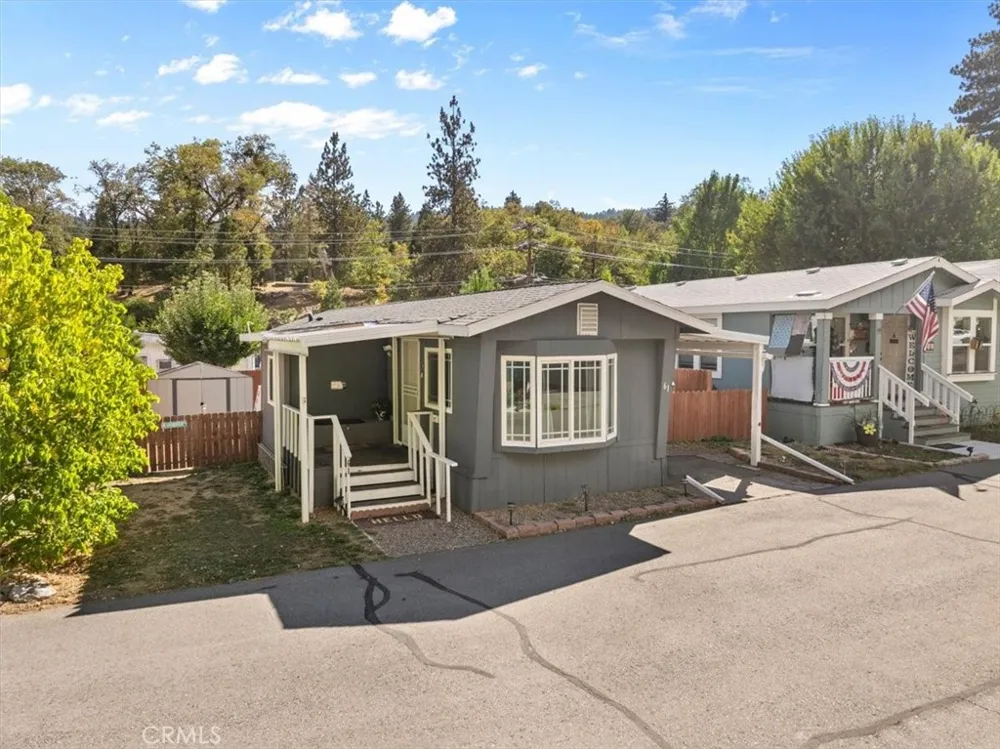 22800 Byron Crestline, CA 92325