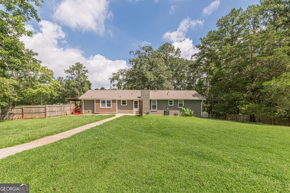 1931 Lake Jodeco RD Jonesboro, GA 30236