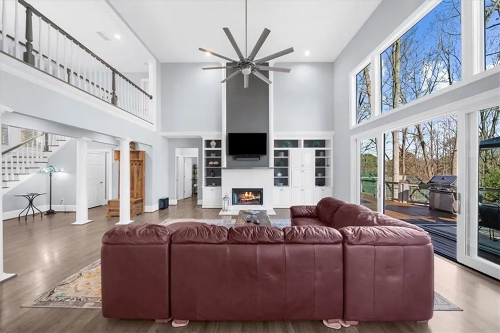 435 Robertson Road Dawsonville, GA 30534