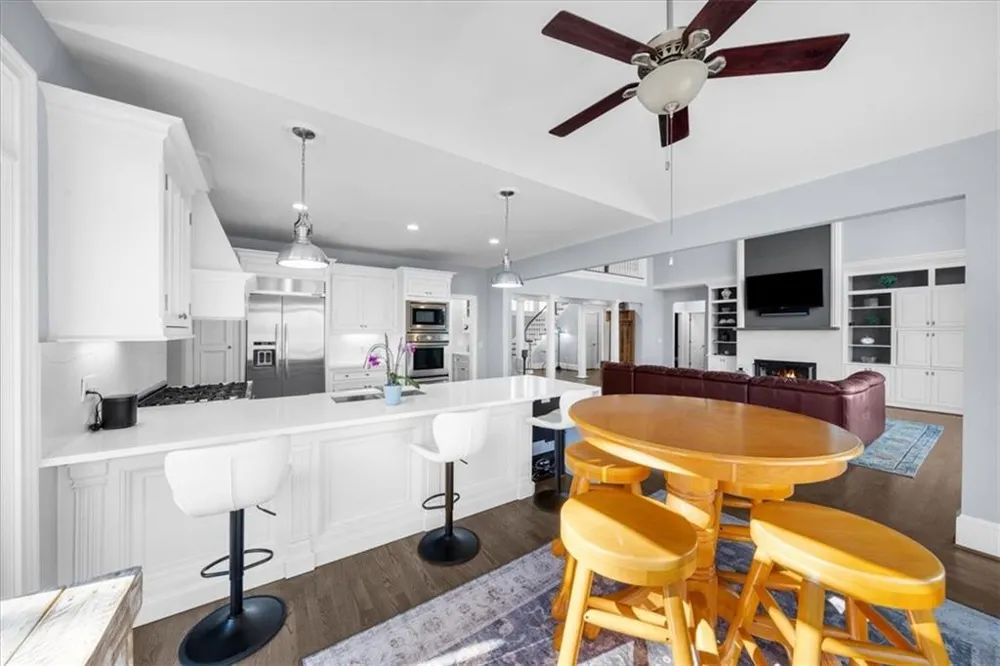 435 Robertson Road Dawsonville, GA 30534