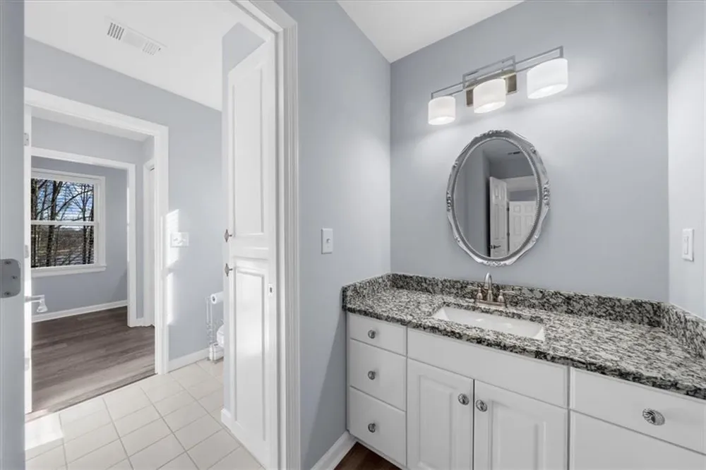 435 Robertson Road Dawsonville, GA 30534