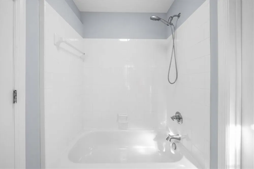 435 Robertson Road Dawsonville, GA 30534