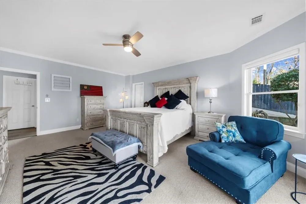 435 Robertson Road Dawsonville, GA 30534