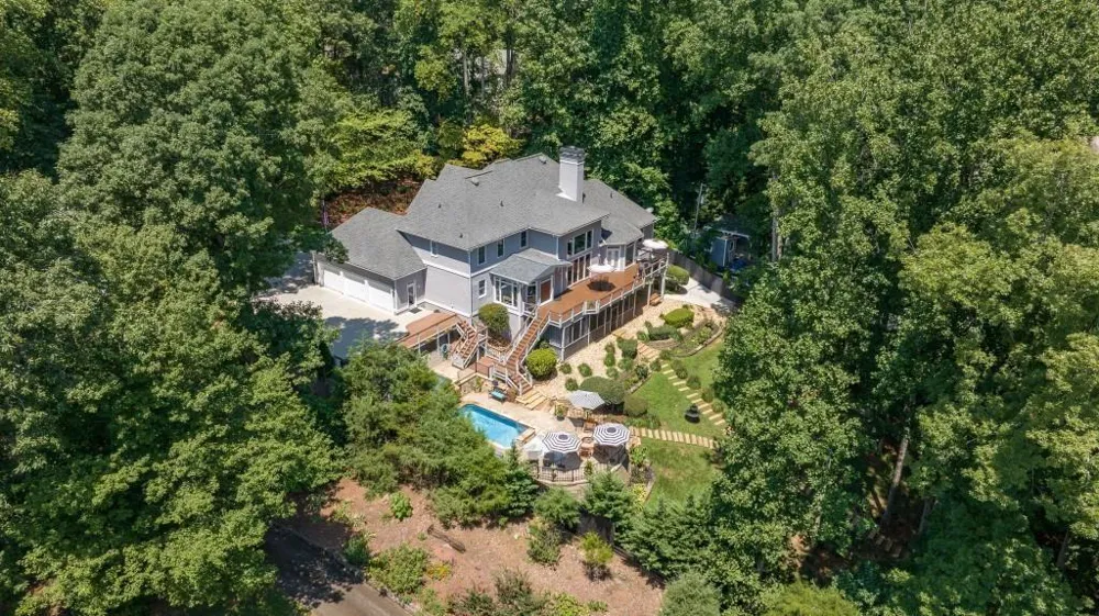 435 Robertson Road Dawsonville, GA 30534