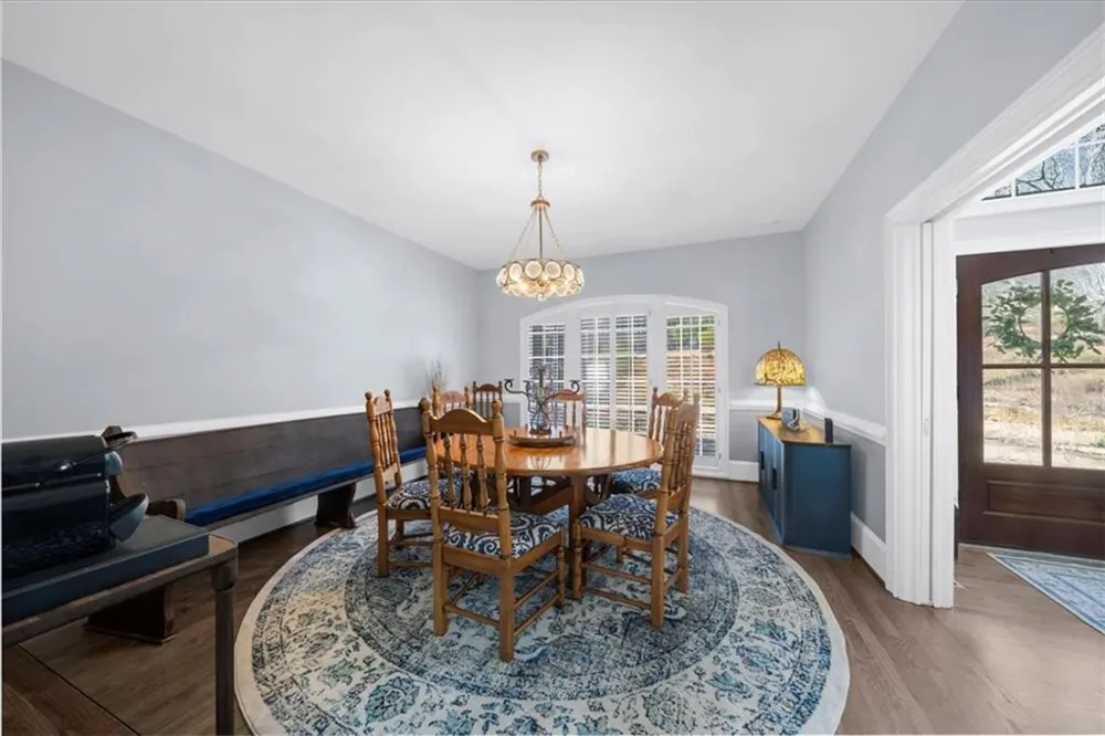 435 Robertson Road Dawsonville, GA 30534
