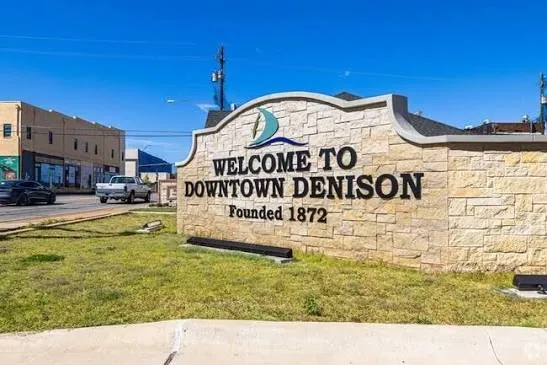 226 E Morgan Street Denison, TX 75021