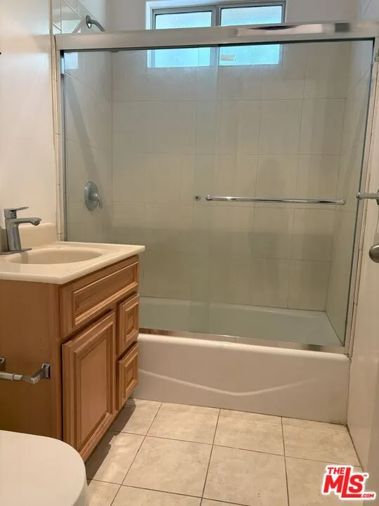 16699 Morrison Street Encino, CA 91436
