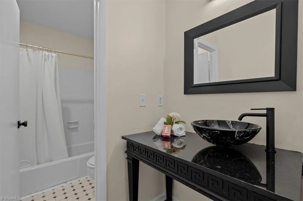 1714 Hamilton Street #C High Point, NC 27262