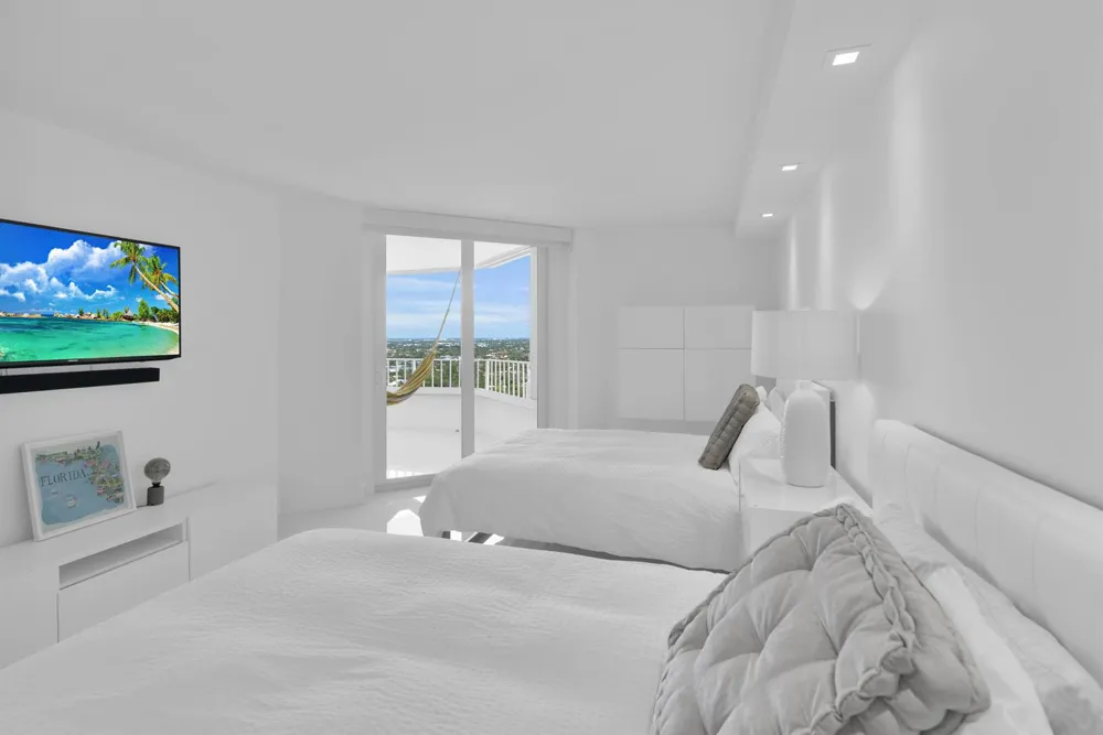 550 S Ocean Boulevard #2203 Boca Raton, FL 33432