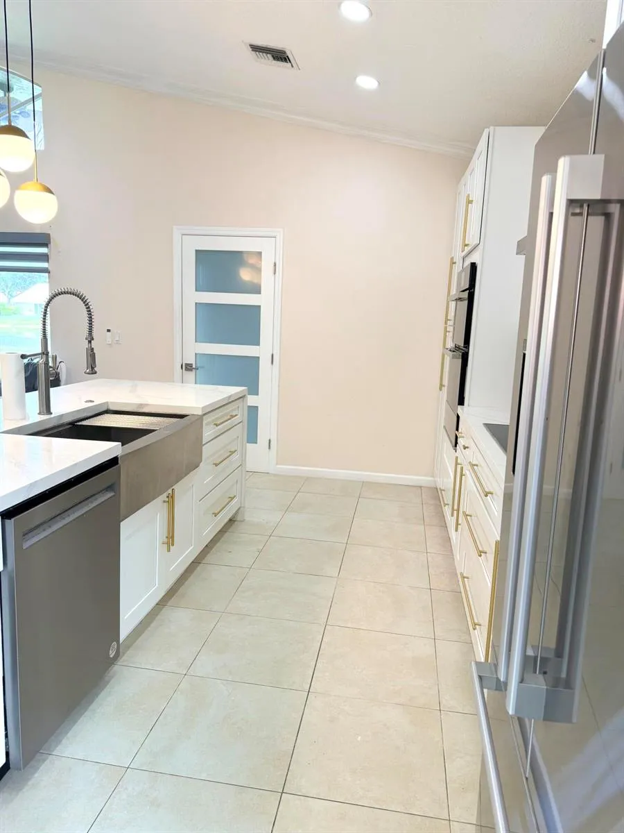 12390 BONEVENTURE DRIVE Boynton Beach, FL 33437