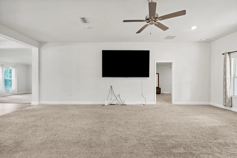 5863 NW CAROVEL AVENUE Port St. Lucie, FL 34986