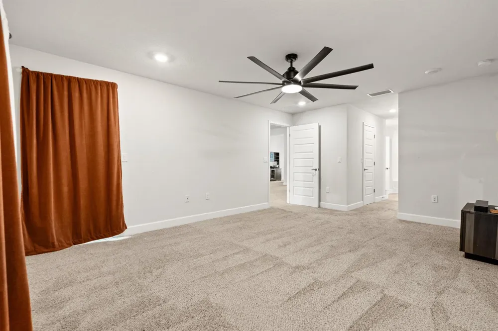 5863 NW CAROVEL AVENUE Port St. Lucie, FL 34986