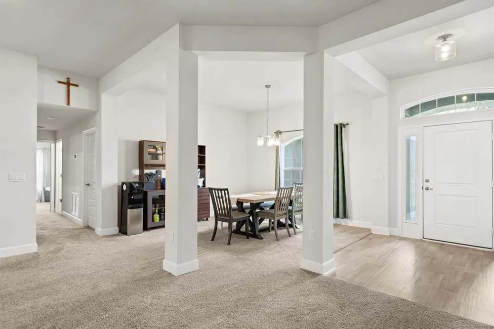 5863 NW CAROVEL AVENUE Port St. Lucie, FL 34986