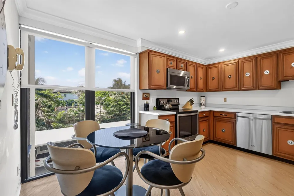 2220 S Ocean Boulevard #302 Delray Beach, FL 33483