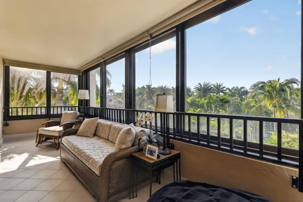 2220 S Ocean Boulevard #302 Delray Beach, FL 33483