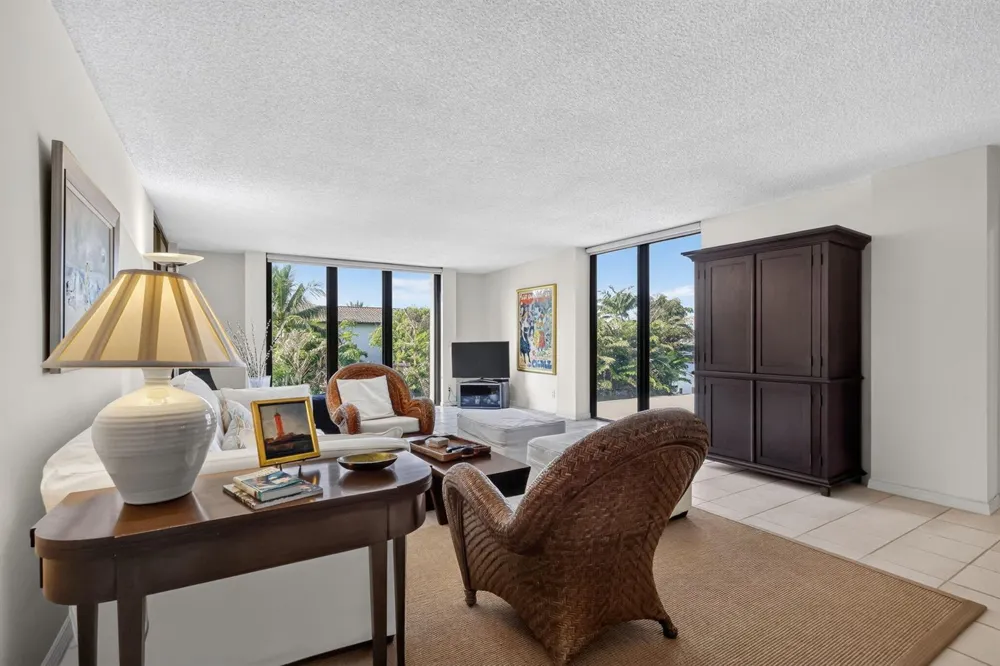 2220 S Ocean Boulevard #302 Delray Beach, FL 33483
