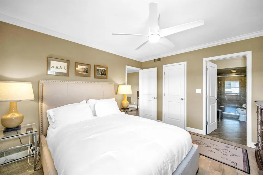 615 NE 12TH AVENUE #301 Fort Lauderdale, FL 33304