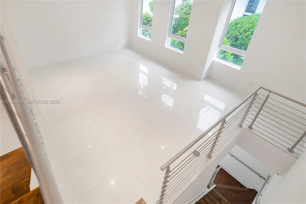 9165 NW 33rd St #9165 Doral, FL 33172