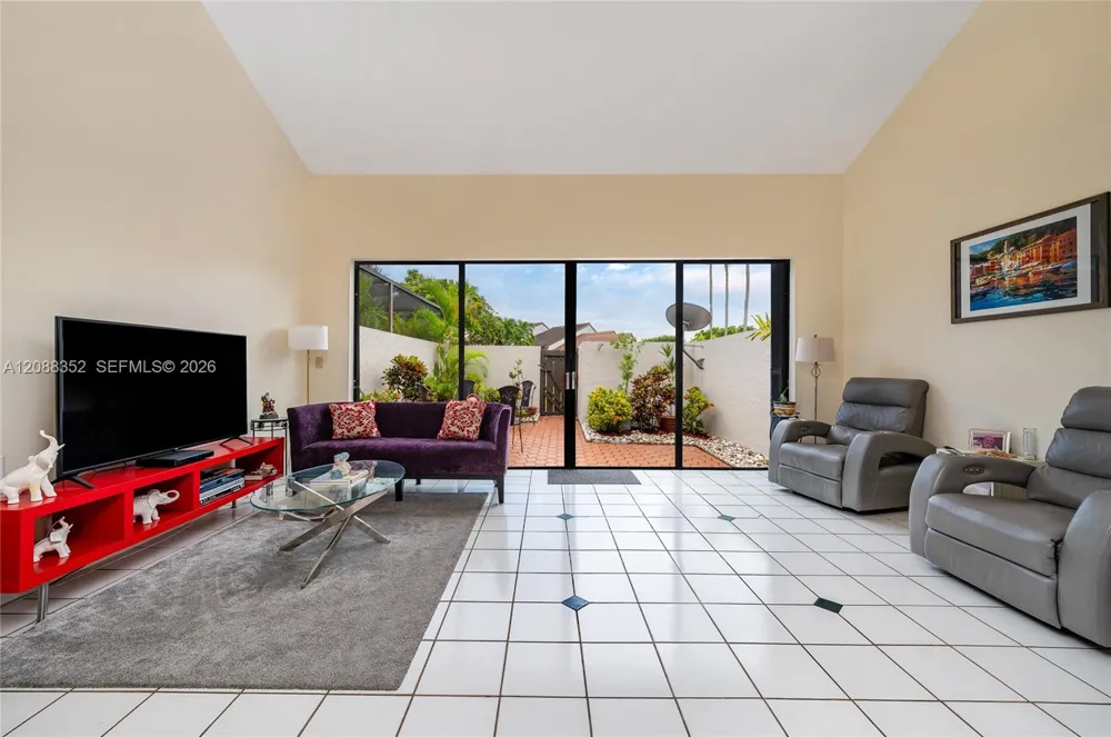 8999 SW 133rd Ct #B Miami, FL 33186
