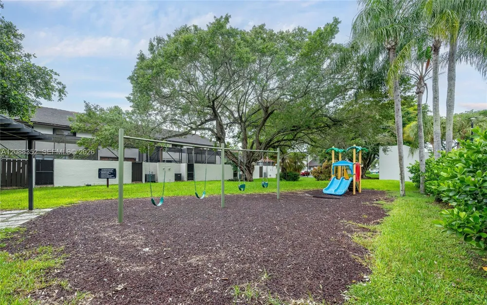 8999 SW 133rd Ct #B Miami, FL 33186