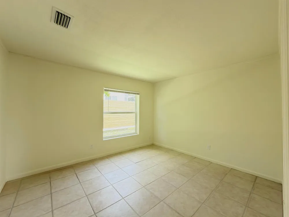 815 BAYBERRY DRIVE Lake Park, FL 33403