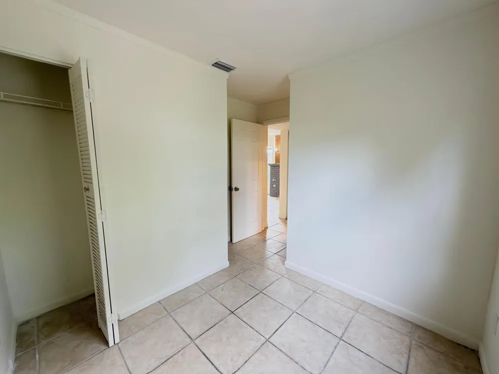 815 BAYBERRY DRIVE Lake Park, FL 33403