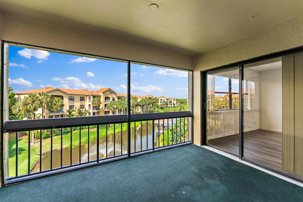700 Uno Lago Drive #404 Juno Beach, FL 33408
