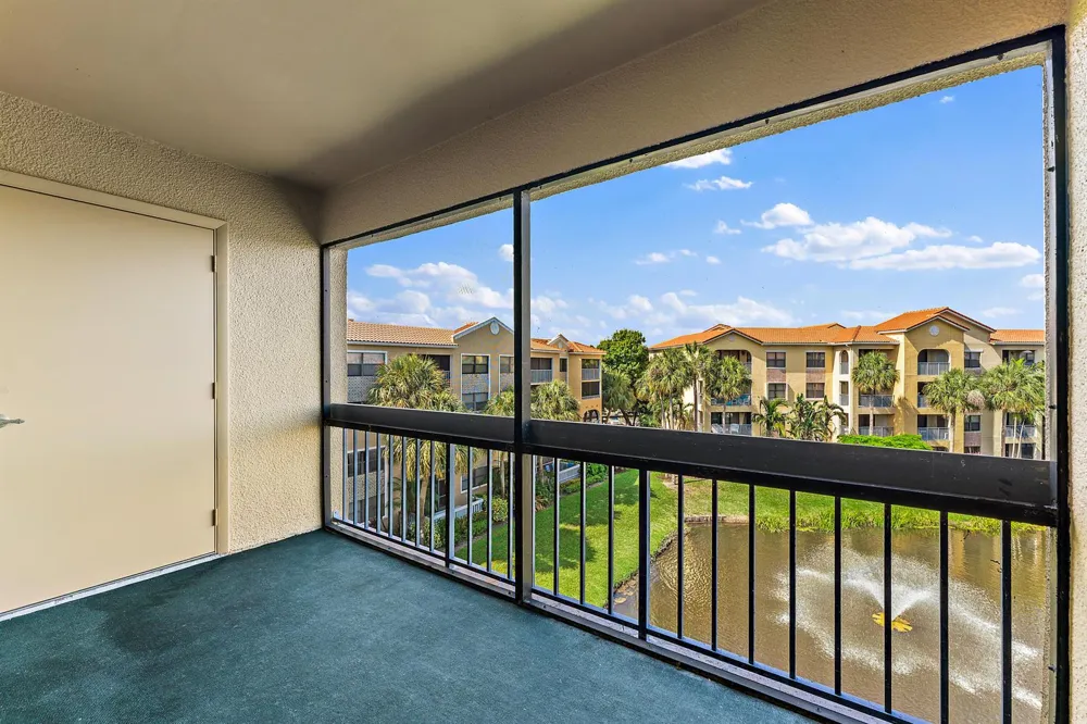 700 Uno Lago Drive #404 Juno Beach, FL 33408