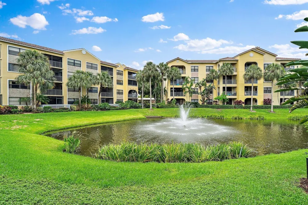 700 Uno Lago Drive #404 Juno Beach, FL 33408