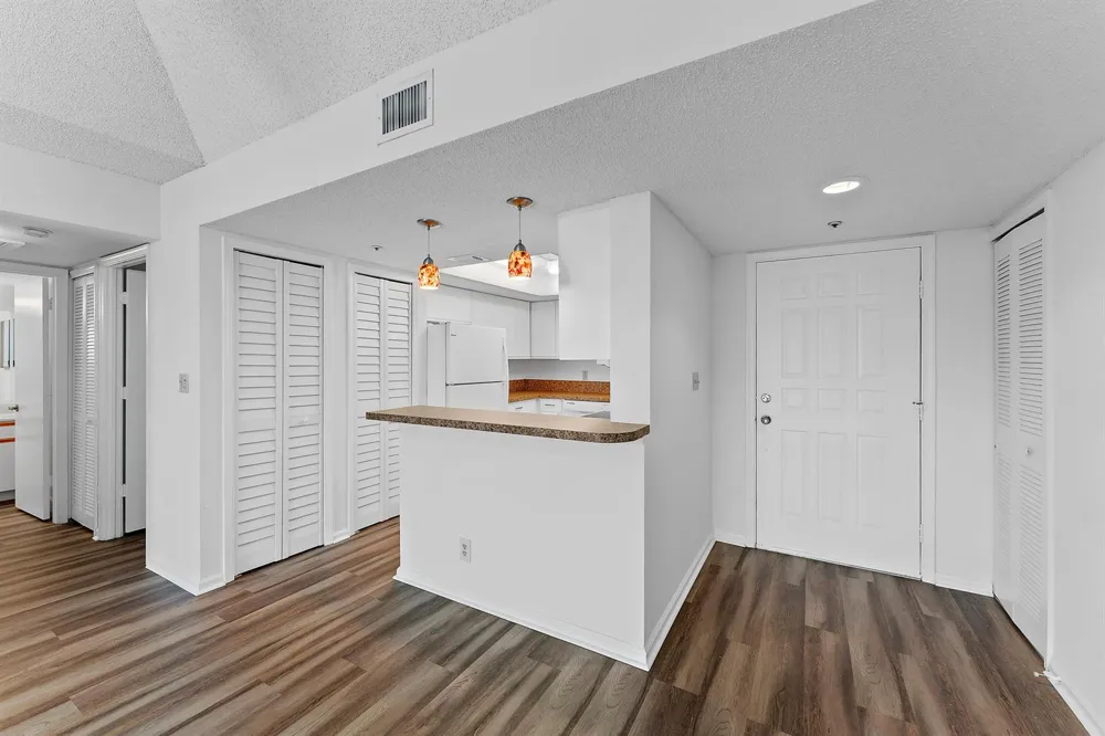 700 Uno Lago Drive #404 Juno Beach, FL 33408