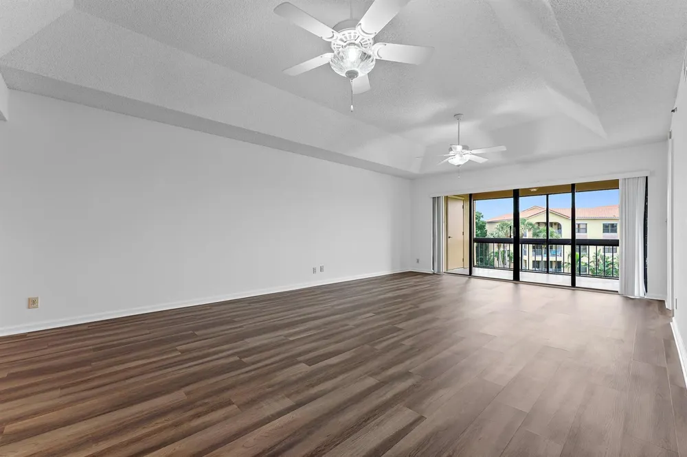 700 Uno Lago Drive #404 Juno Beach, FL 33408