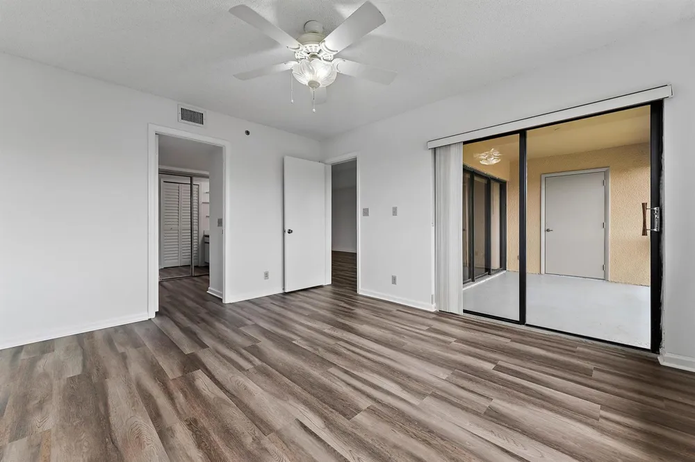 700 Uno Lago Drive #404 Juno Beach, FL 33408