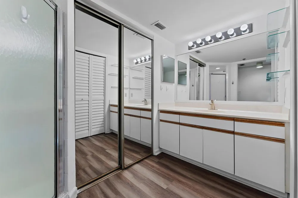 700 Uno Lago Drive #404 Juno Beach, FL 33408