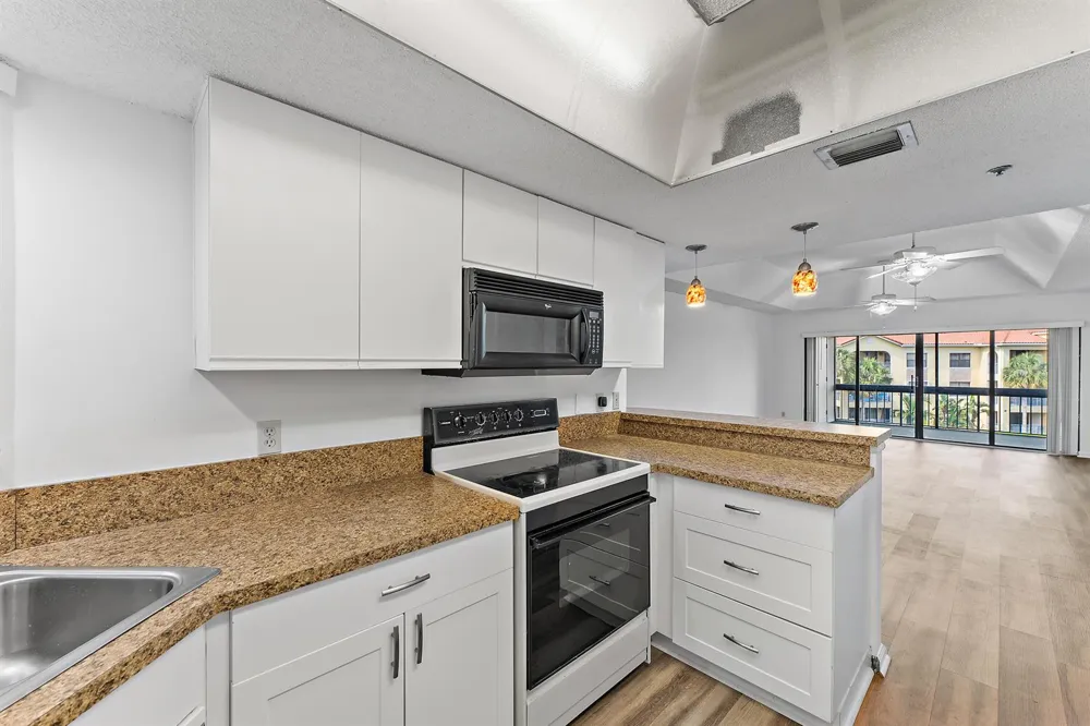700 Uno Lago Drive #404 Juno Beach, FL 33408