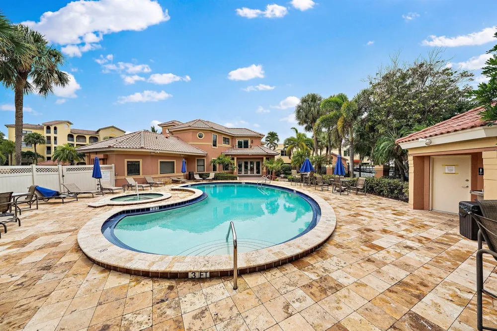 700 Uno Lago Drive #404 Juno Beach, FL 33408