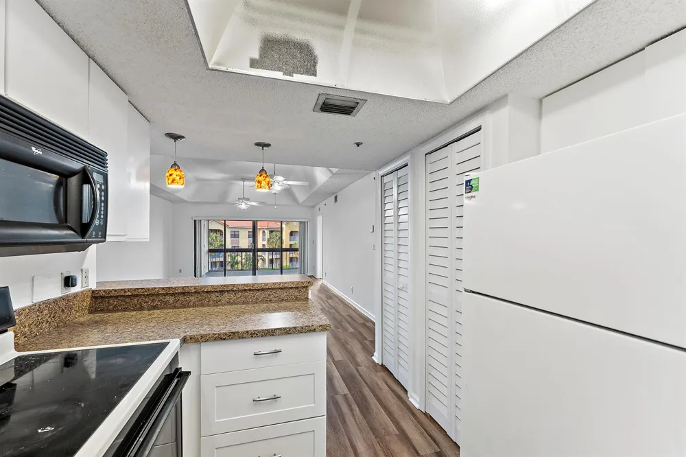 700 Uno Lago Drive #404 Juno Beach, FL 33408