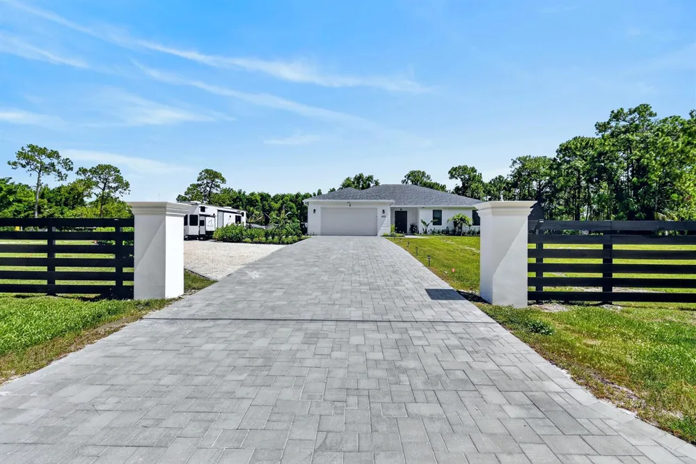 18353 46TH COURT 
