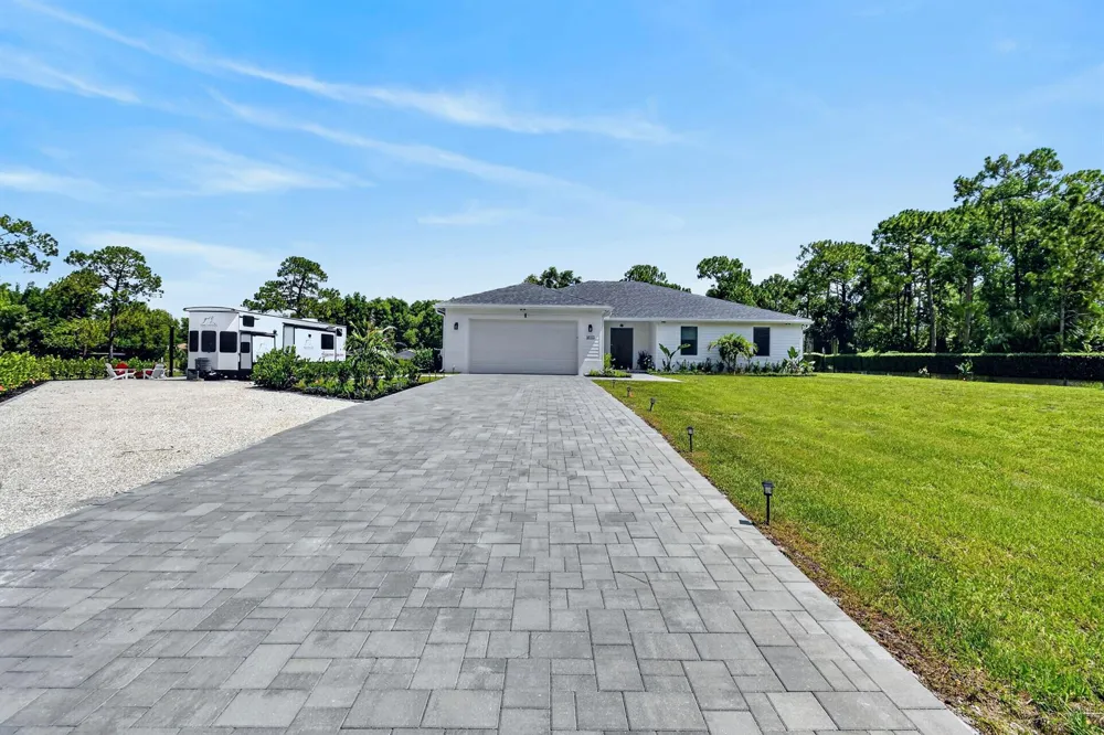 18353 46TH COURT 