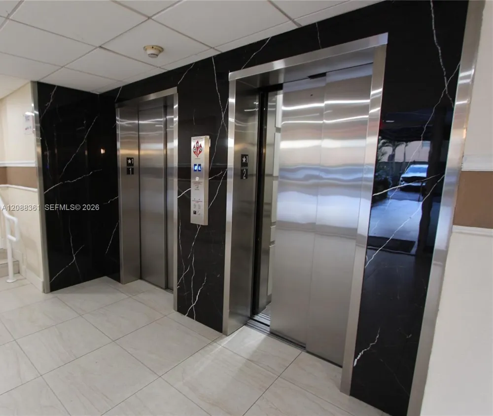 4550 NW 9th St #605E Miami, FL 33126