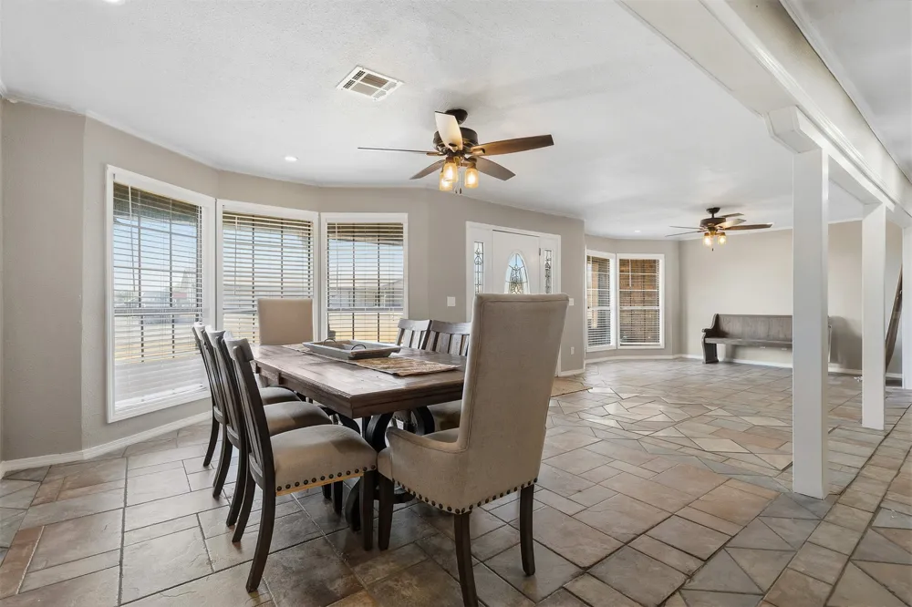 1370 Lincoln Healdton, OK 73438