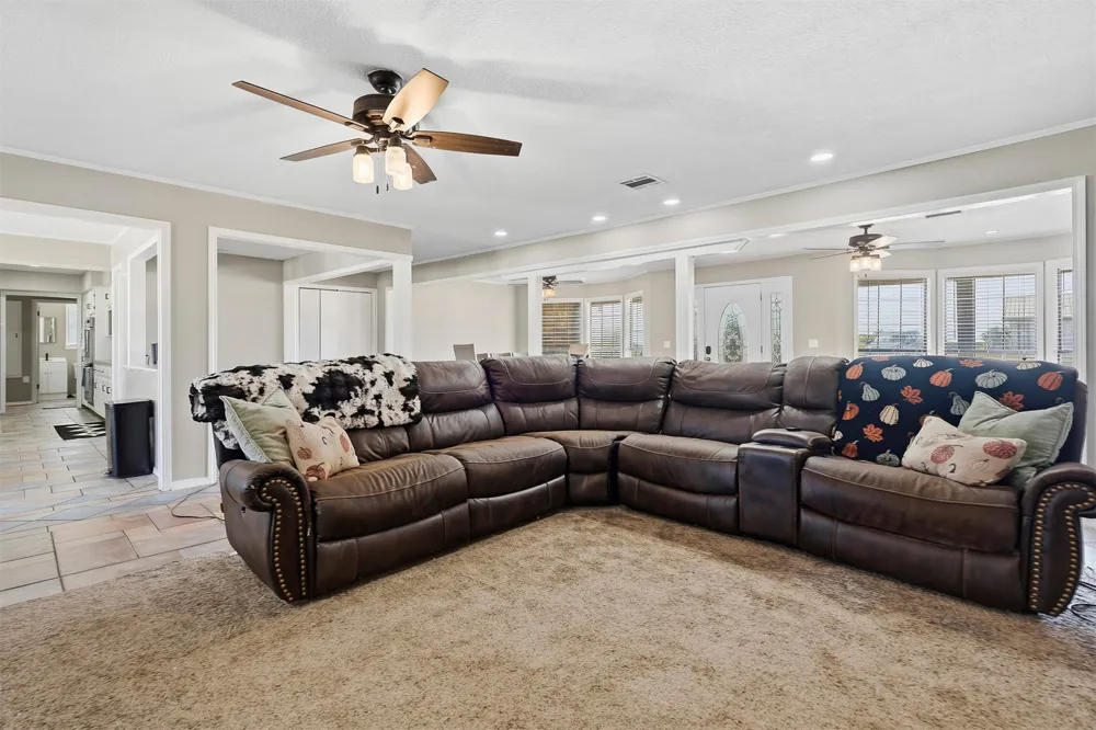 1370 Lincoln Healdton, OK 73438