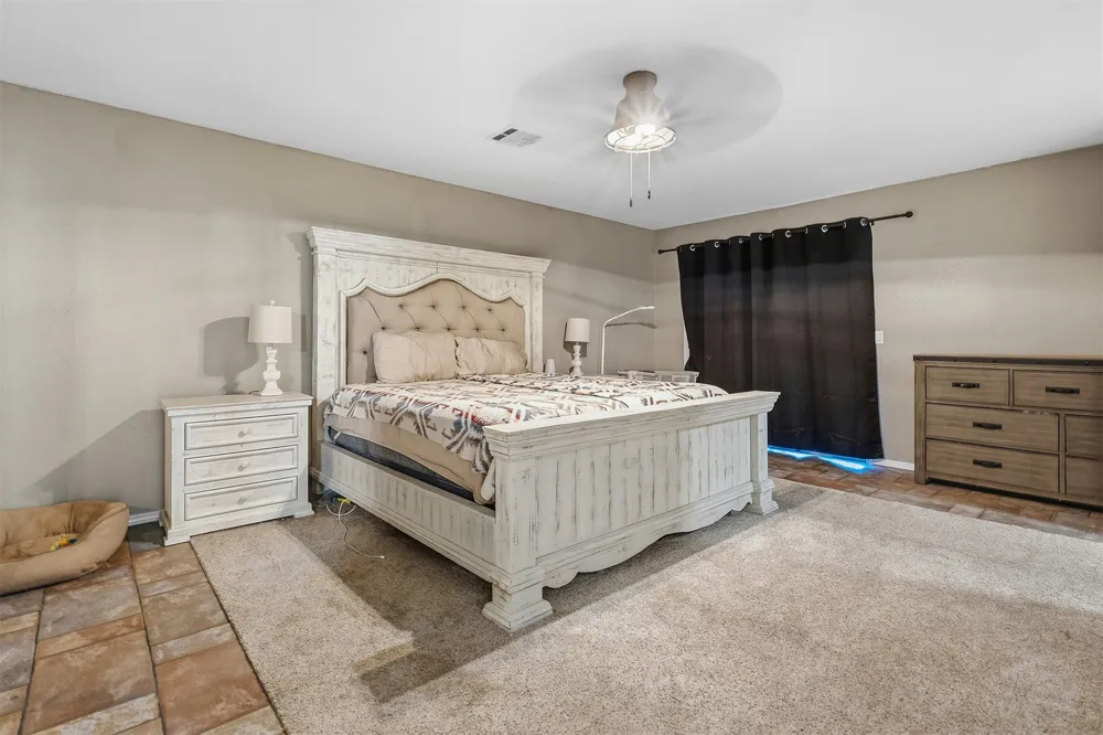 1370 Lincoln Healdton, OK 73438