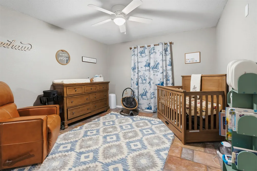 1370 Lincoln Healdton, OK 73438