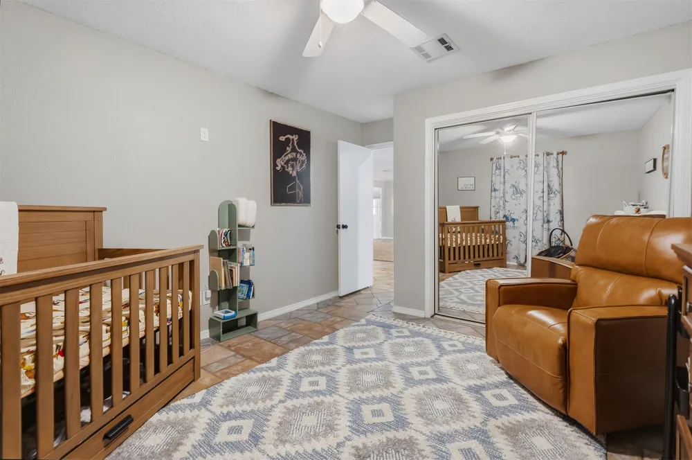 1370 Lincoln Healdton, OK 73438