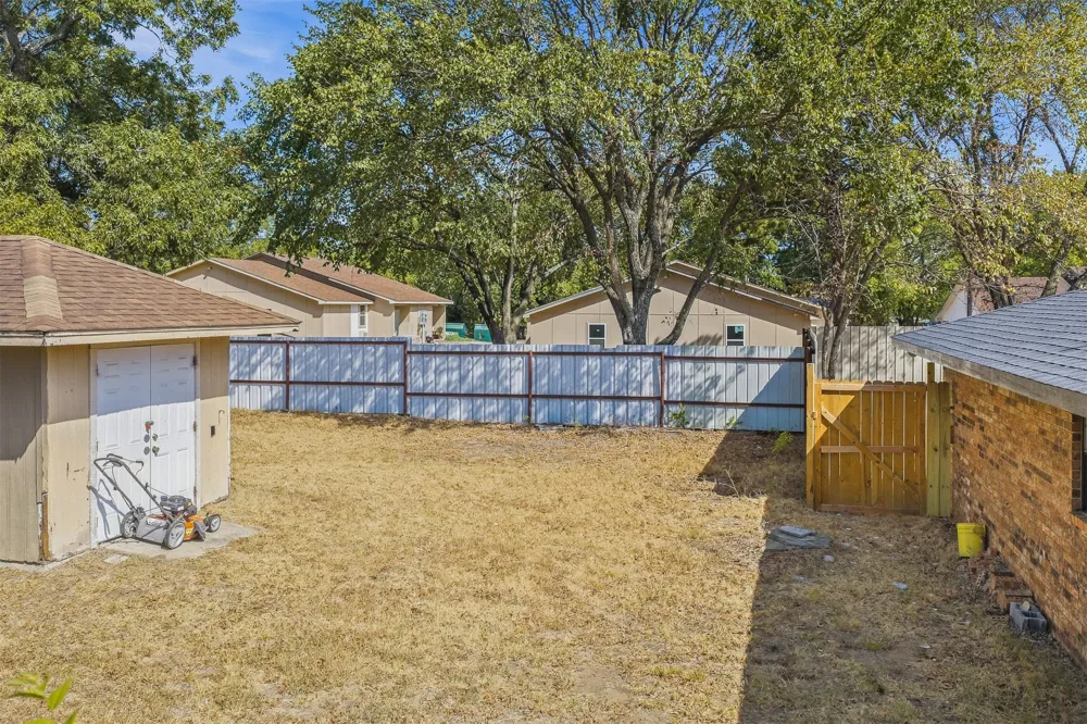 1370 Lincoln Healdton, OK 73438