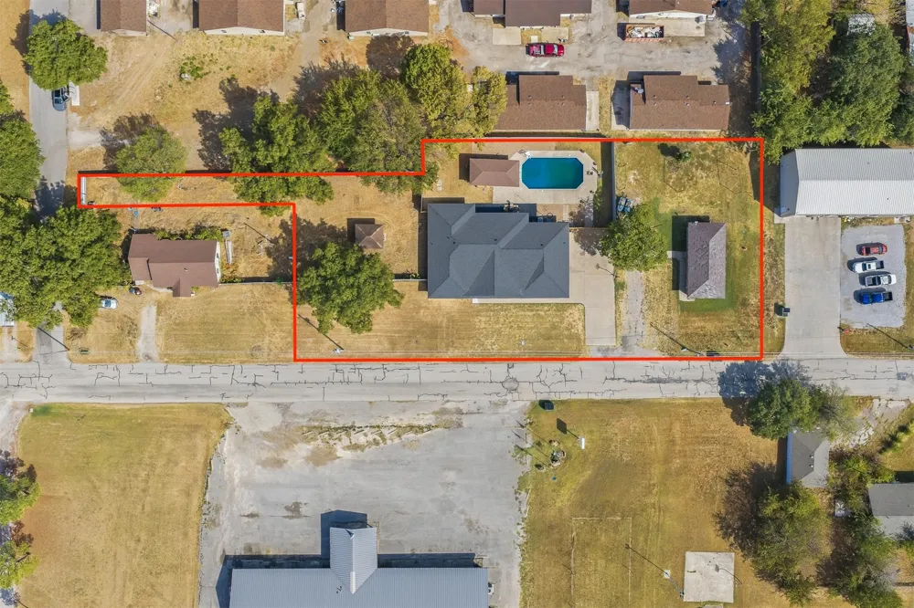 1370 Lincoln Healdton, OK 73438