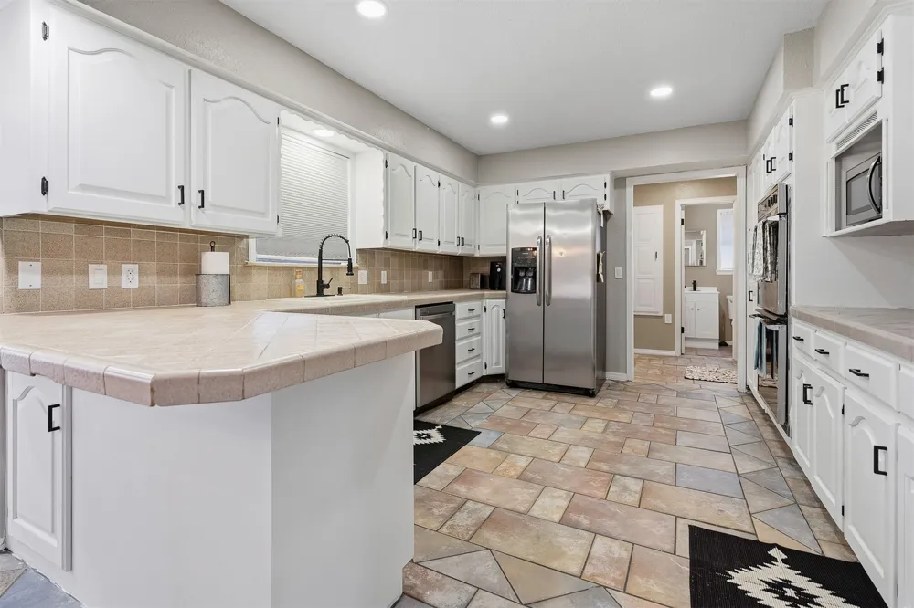 1370 Lincoln Healdton, OK 73438