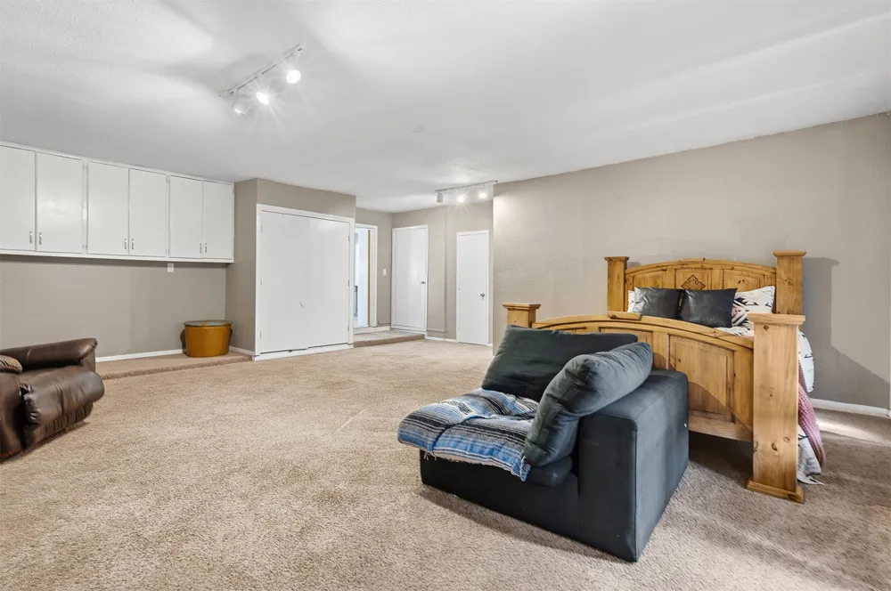 1370 Lincoln Healdton, OK 73438