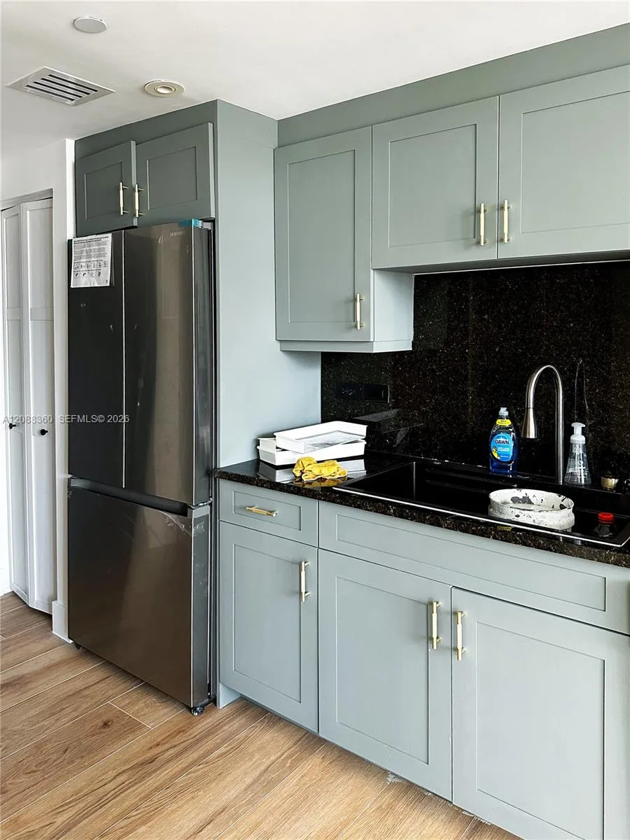 111 E Flagler St #304 Miami, FL 33131