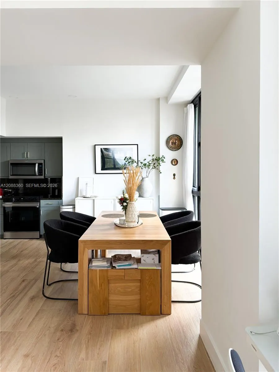 111 E Flagler St #304 Miami, FL 33131